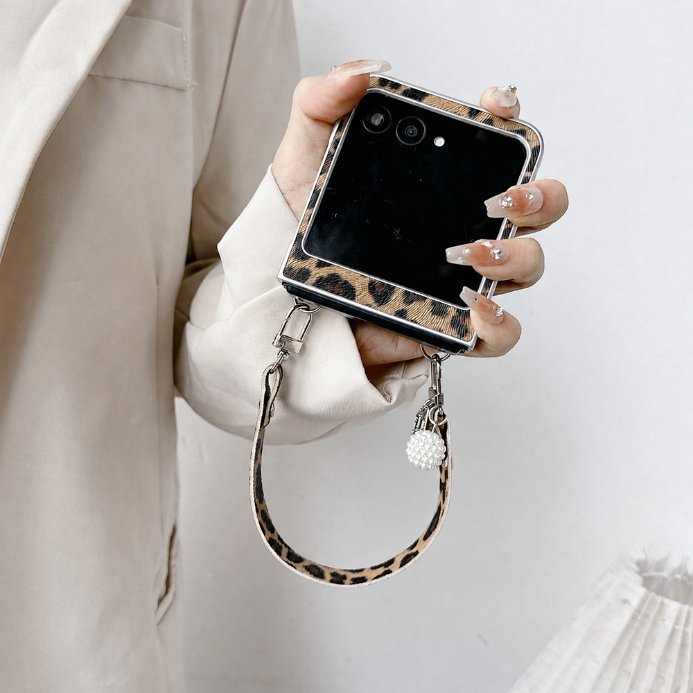 Leopard Print Folding Flip Pho - Luxury Men Lifestyle ulasan dan harga
